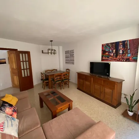 Entero En Apartamento La Línea de la Concepción